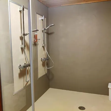 Omakotitalo, 5mh, Iso Terassi Apartment