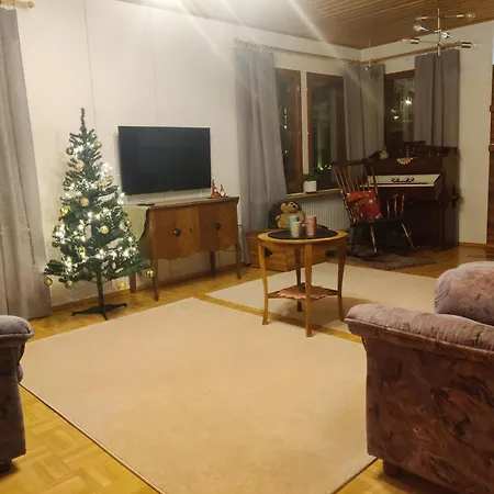 Omakotitalo, 5mh, Iso Terassi